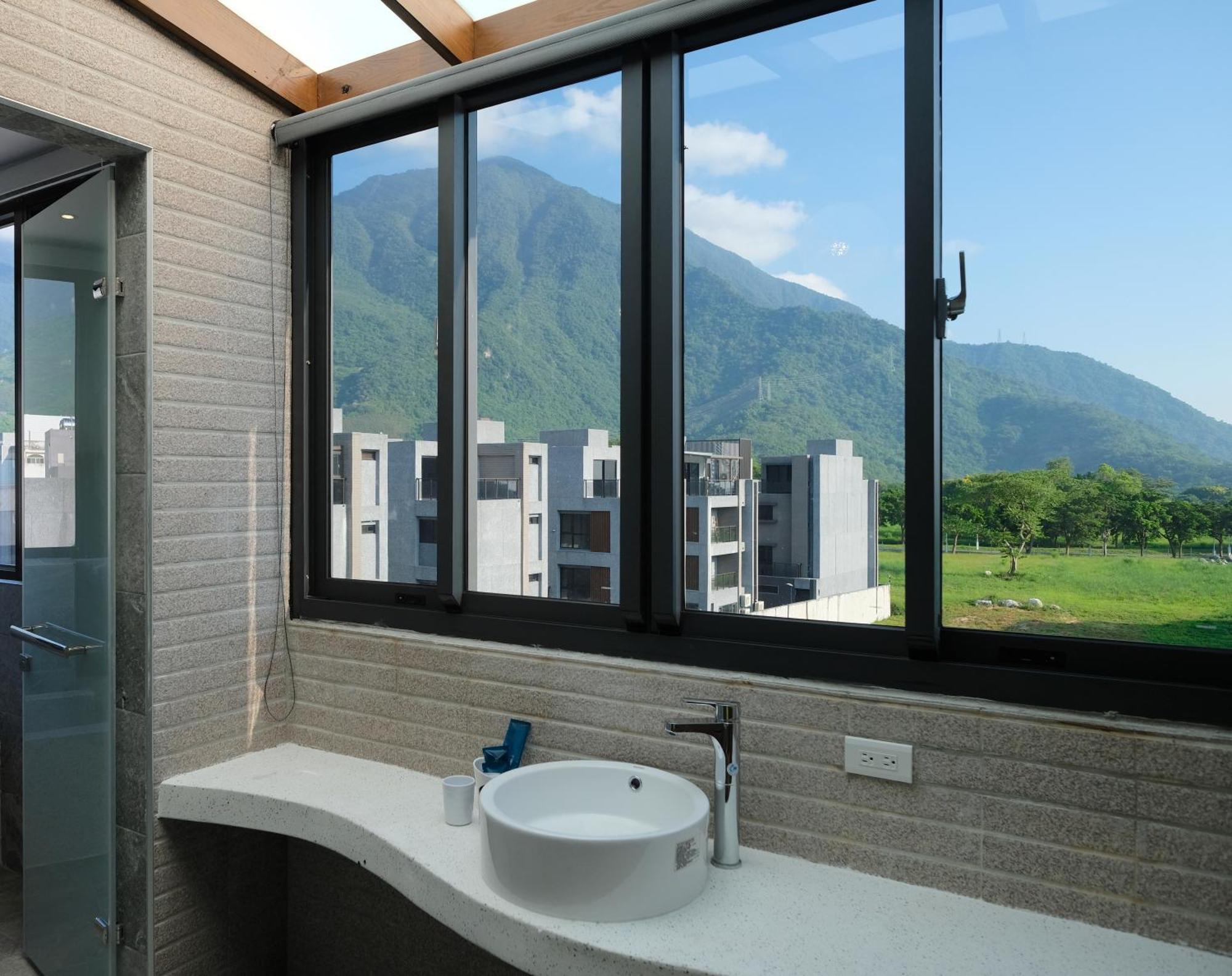 Iliving B&B Hualien City Exterior foto