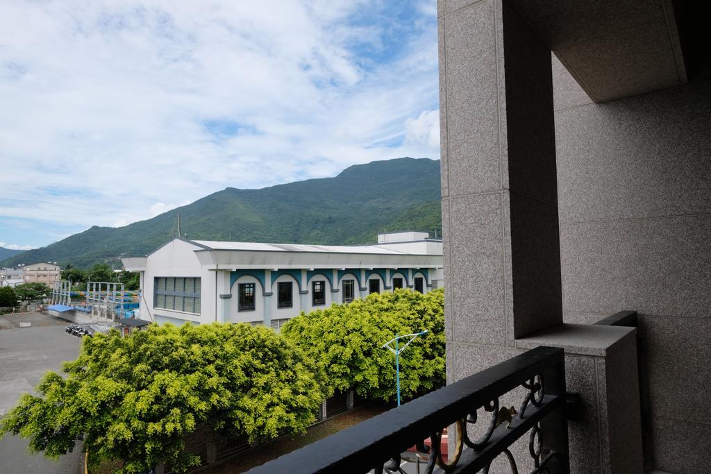 Iliving B&B Hualien City Exterior foto